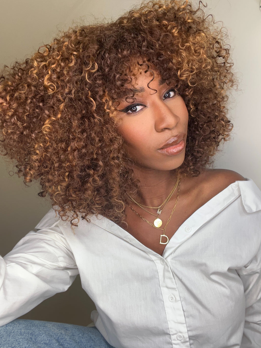 TIARA HONEY ( Curly 3c )