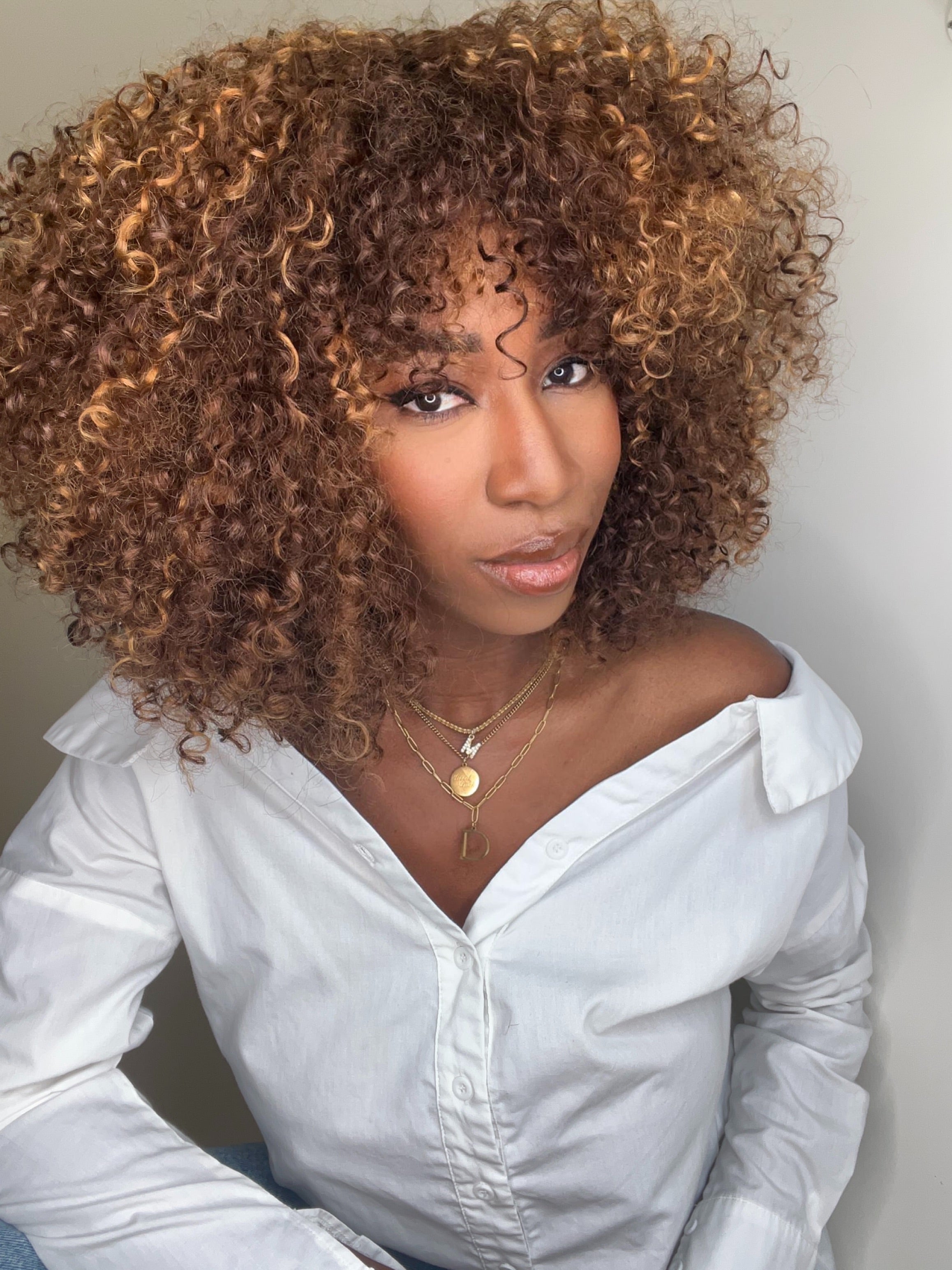 TIARA HONEY ( Curly 3c )