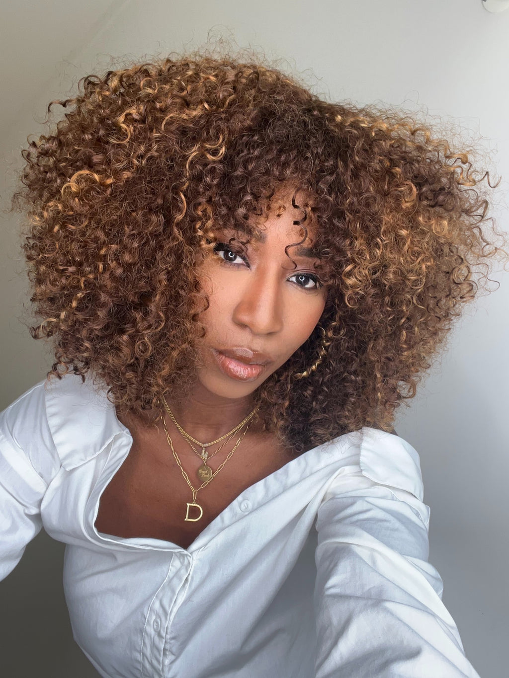 TIARA HONEY ( Curly 3c )